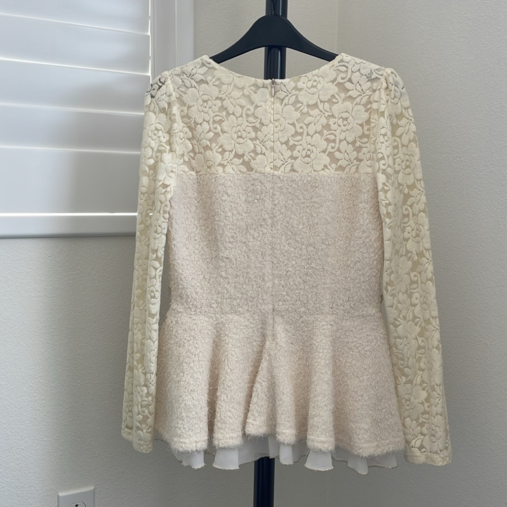 Women blouse - Picture 2 of 4